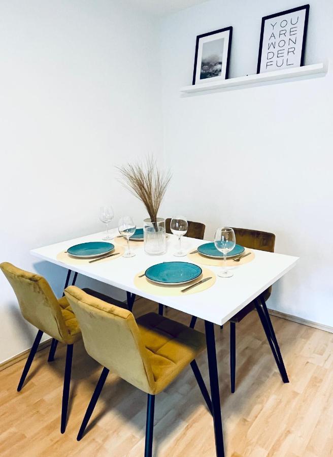 Modernes 3 Zimmer Apartment - Luise- Mit Wlan, Balkon Und Smart-Tv In City-Nahe! Эрфурт Экстерьер фото